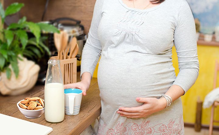 Sữa dành cho bà bầu theo từng tháng của thai kì